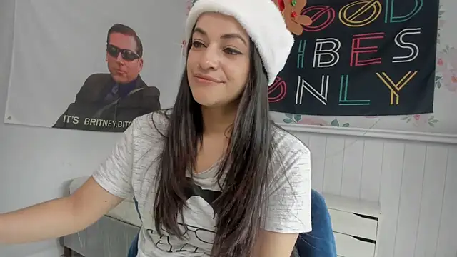 LovelyAzucena online show from 12-20-25, 03:19