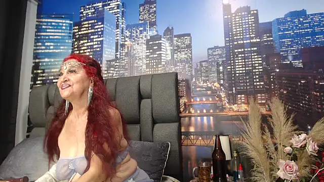 Lucy mature8 online show from 06-28-26, 09:54