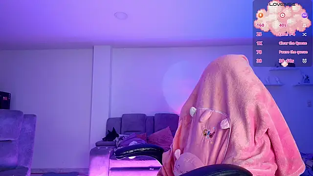 TiffanyBela online show from 10-03-25, 11:02