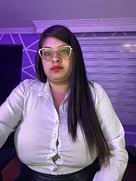 MiiaaJoness online show from 10-30-25, 03:46