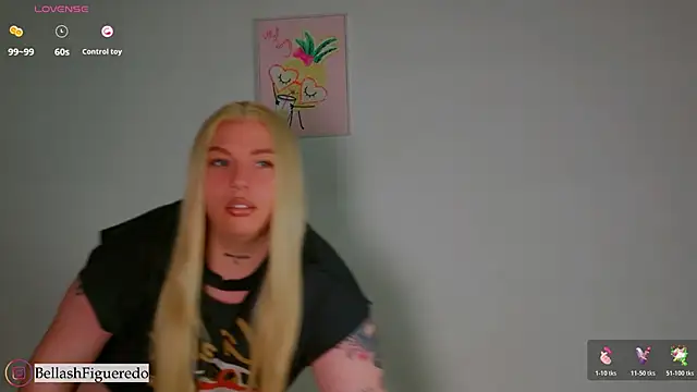 Snapshot of IsabellaFigueredo__ chatting on 02-04-26, 12:44 IsabellaFigueredo online show from 02-04-26, 12:44