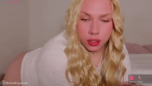 IsabellaFigueredo   online show from 03-28-26, 06:02