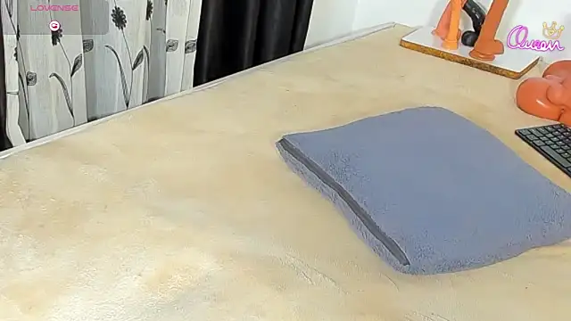 Yummy squirter online show from 06-29-26, 10:15