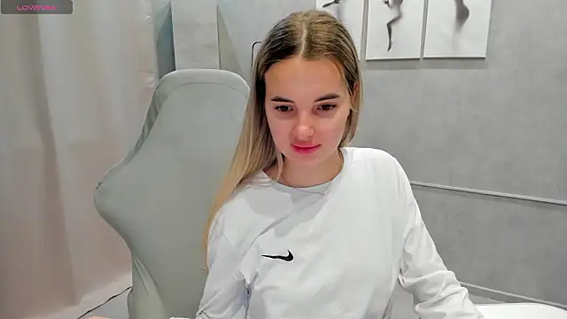 Donna Evans online show from 03-12-26, 11:33