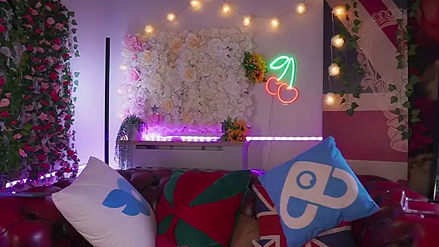 AmicaBentley online show from 03-23-26, 06:06