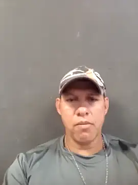 Snapshot of will1980 chatting on 06-01-26, 02:19 will1980 online show from 06-01-26, 02:19