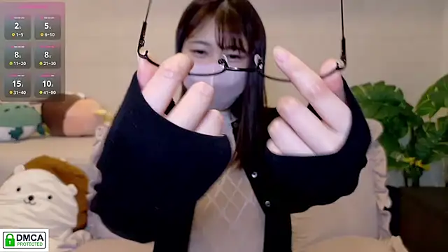 SUZU  online show from 03-16-26, 01:04