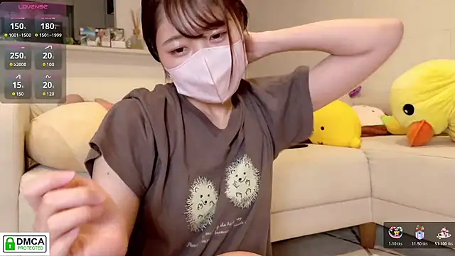 Snapshot of SUZU_ chatting on 07-01-26, 12:40 SUZU online show from 07-01-26, 12:40