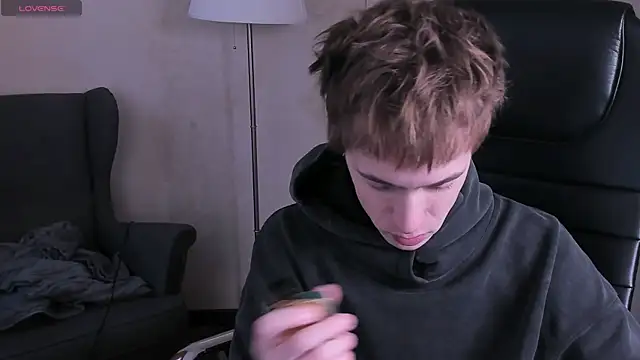 Snapshot of _tokyo_ghoul chatting on 12-04-24, 10:02  tokyo ghoul online show from 12-04-24, 10:02