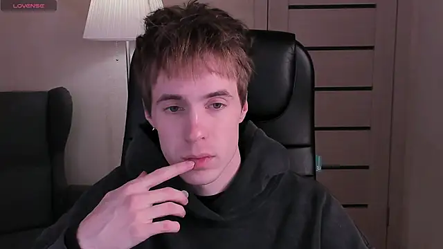 Snapshot of _tokyo_ghoul chatting on 12-13-24, 04:54  tokyo ghoul online show from 12-13-24, 04:54