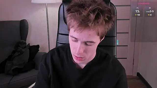 Snapshot of _tokyo_ghoul chatting on 12-13-24, 07:58  tokyo ghoul online show from 12-13-24, 07:58