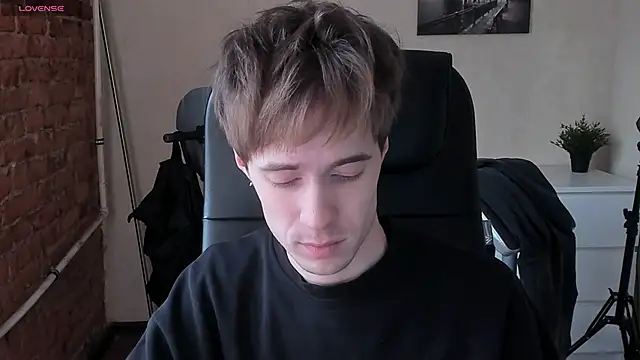 Snapshot of _tokyo_ghoul chatting on 02-06-25, 10:15  tokyo ghoul online show from 02-06-25, 10:15