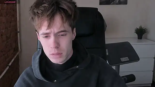 Snapshot of _tokyo_ghoul chatting on 03-14-25, 10:07  tokyo ghoul online show from 03-14-25, 10:07