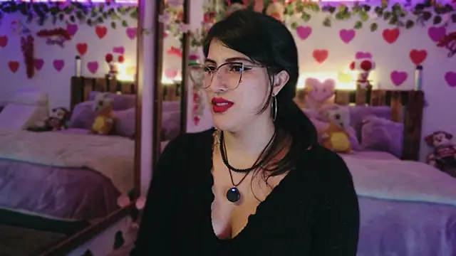 Snapshot of azahar__ziiz chatting on 06-05-26, 11:54 azahar ziiz online show from 06-05-26, 11:54