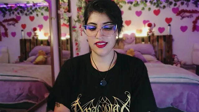 Snapshot of azahar__ziiz chatting on 06-09-26, 12:22 azahar ziiz online show from 06-09-26, 12:22