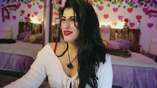 Snapshot of azahar__ziiz chatting on 06-13-26, 12:08 azahar ziiz online show from 06-13-26, 12:08