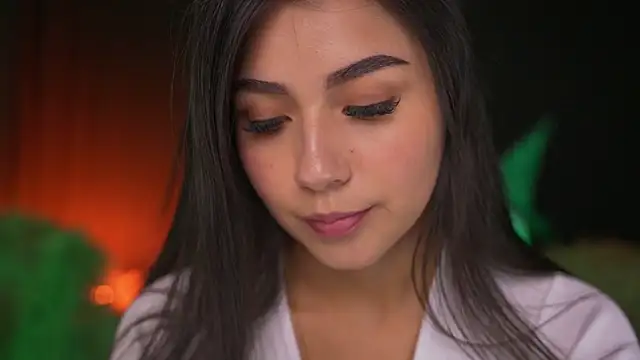 Ashley Jones9 online show from 10-28-25, 06:10