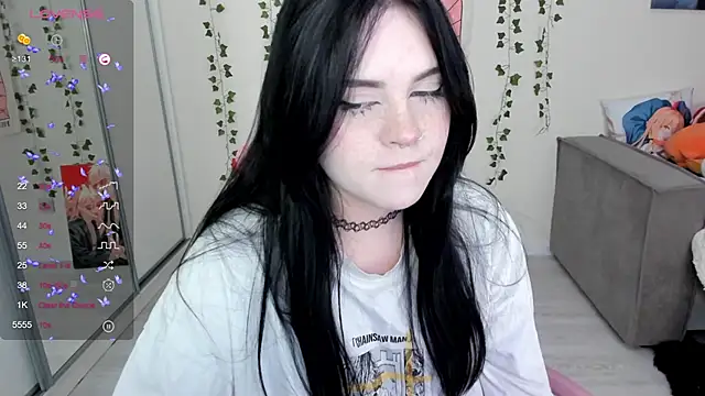 SelenaCute online show from 02-04-25, 04:59