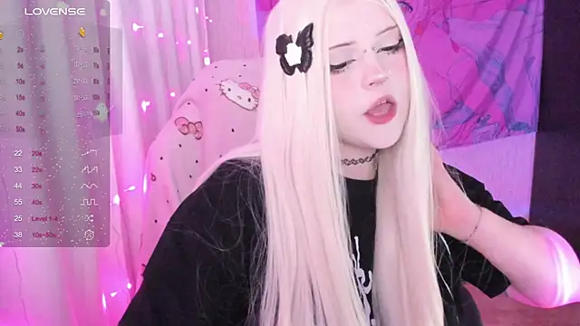 Snapshot of SelenaCute chatting on 07-02-26, 04:29 SelenaCute online show from 07-02-26, 04:29