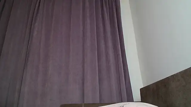 Snapshot of LadyMilfxxx chatting on 10-09-25, 04:16 LadyMilfxxx online show from 10-09-25, 04:16