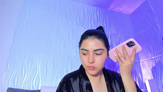 Abby  colins online show from 03-12-26, 04:57