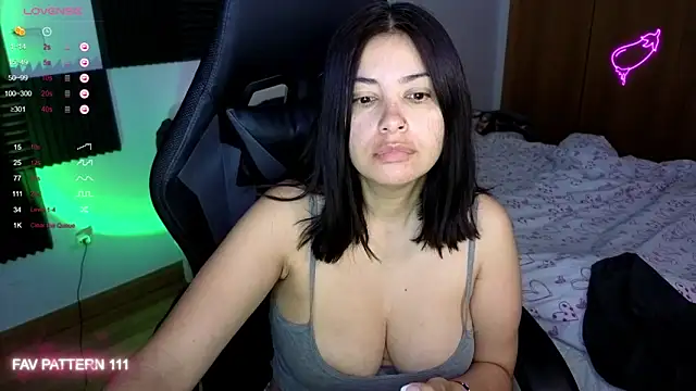 AnnaQueen online show from 05-05-26, 02:30