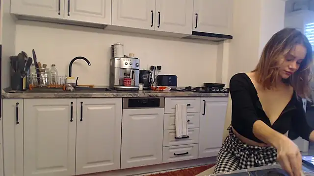 Tasty Shape online show from 12-12-24, 07:08