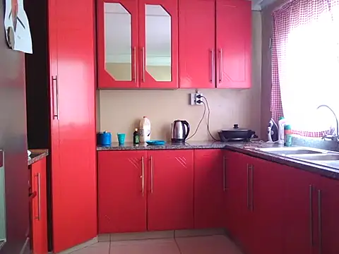 Malaika Nkosi online show from 01-06-25, 12:13