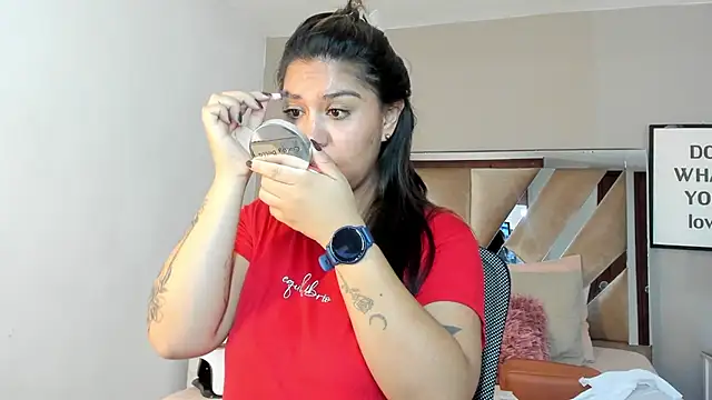 sharlott18 online show from 01-12-25, 12:12