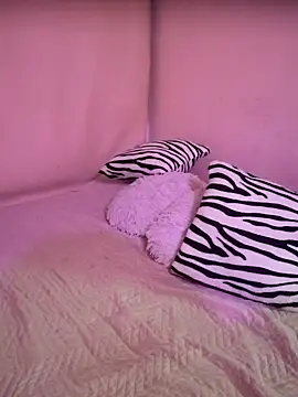 Felicia smok3 online show from 12-27-24, 01:00