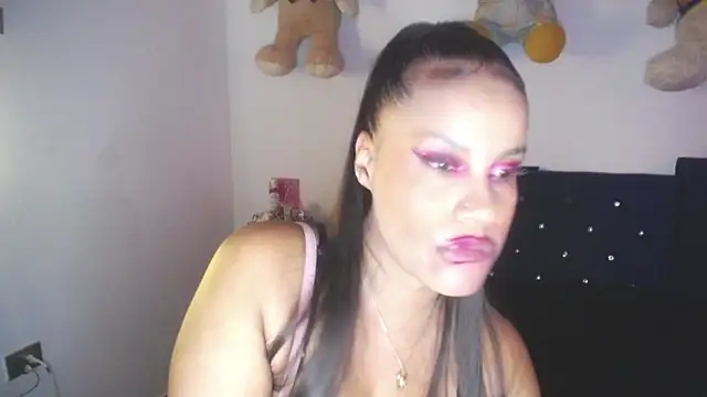 Snapshot of pamela_guzmaan chatting on 11-20-25, 07:24 pamela guzmaan online show from 11-20-25, 07:24