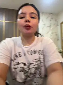 Snapshot of IsabellaAllen chatting on 04-19-26, 07:38 IsabellaAllen online show from 04-19-26, 07:38