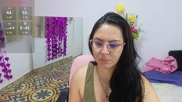 lovely trix online show from 09-16-25, 02:51