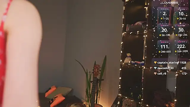 bananya kitty online show from 12-13-24, 12:20