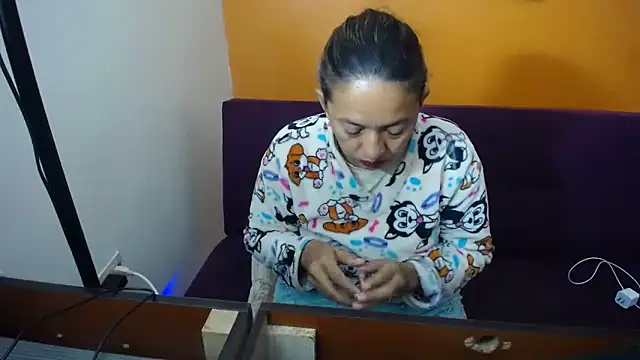 daleska ayala 1 online show from 12-24-24, 12:22