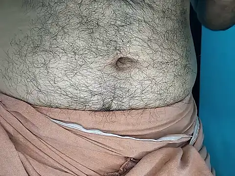 Snapshot of Sultryandrews chatting on 12-20-24, 03:00 Sultryandrews online show from 12-20-24, 03:00