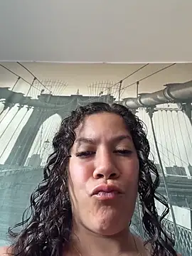 Snapshot of Bigbuttbrooklynn chatting on 04-28-26, 12:20 Bigbuttbrooklynn online show from 04-28-26, 12:20