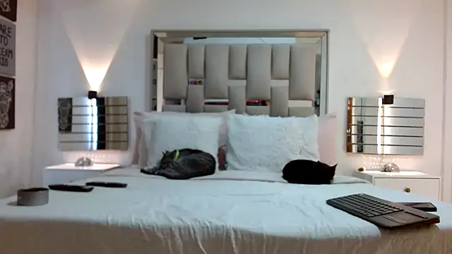 hellen martin online show from 10-27-25, 08:46