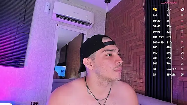 Snapshot of JUANDIAMONDS98 chatting on 05-04-26, 01:18 JUANDIAMONDS98 online show from 05-04-26, 01:18