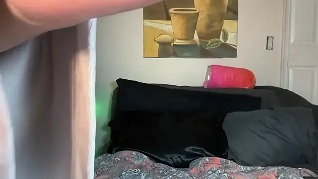 Snapshot of SashaEstrella chatting on 02-19-26, 06:42 SashaEstrella online show from 02-19-26, 06:42