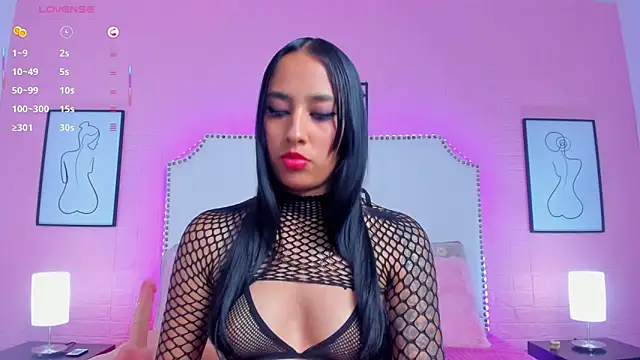 charlotte kisss online show from 11-13-25, 07:46