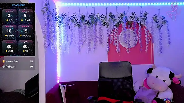 Snapshot of ValentinaMiller_ chatting on 02-07-25, 06:24 ValentinaMiller  online show from 02-07-25, 06:24