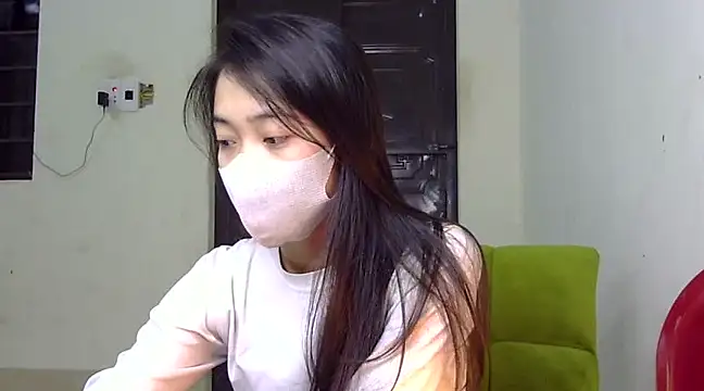 DA-EUN online show from 02-24-25, 03:12