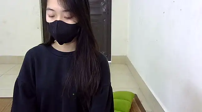 DA-EUN online show from 03-21-25, 09:12