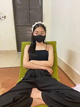 DA-EUN online show from 03-22-25, 09:02