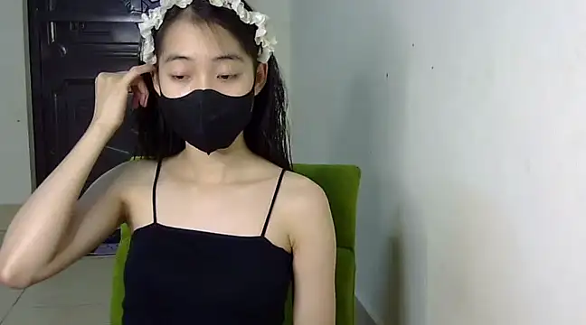 DA-EUN online show from 03-23-25, 08:59