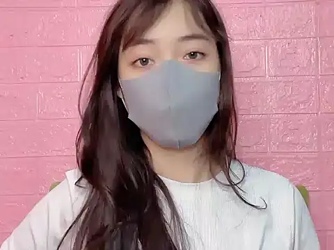 DA-EUN online show from 10-27-25, 03:43