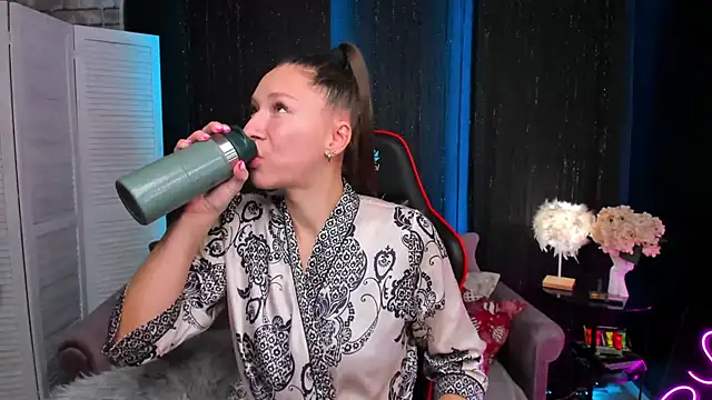 SarahCoksss online show from 11-22-25, 12:53