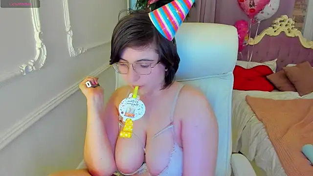 Lily Marlin online show from 04-18-26, 12:53