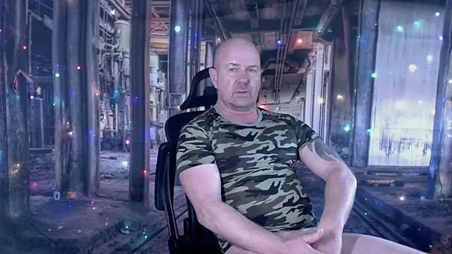 ManlyPrisonGuy online show from 12-19-25, 01:40